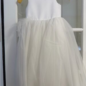 Elegant White Tulle Flower Girl Dress